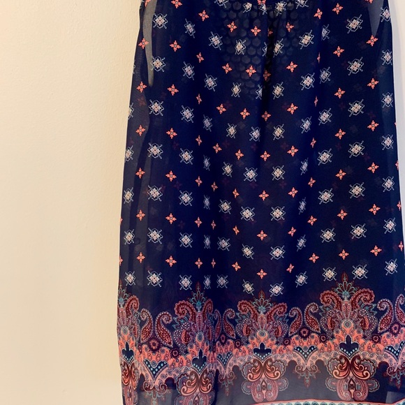 Womens Floral Top - Picture 2 of 2